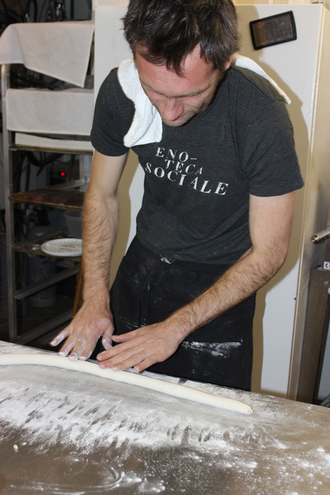 Holger rolling Gnocchi