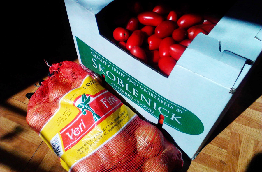 BushelTomatoes1