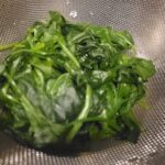 Freshly cooked spinach for Spanakopita